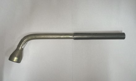 Баллонный ключ 19 мм удлиненный