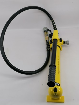 Насос гидравлический, ручной, 0,6л, Car-Tool