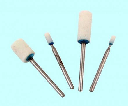 Головка абразивная 10*25*3хв 25A 16H CT