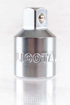 Переходник 3/8&quot;F-1/4&quot;М уменьшающий, LICOTA