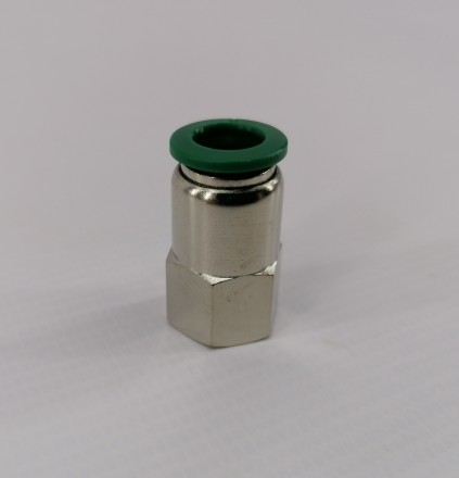 Цанговый разъем F1/8&quot;  8мм, с уплотнителем, металлический корпус
