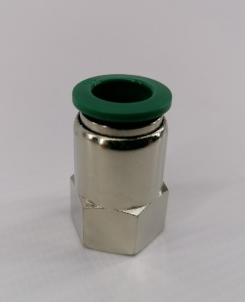 Цанговый разъем F1/8&quot; 10мм, с уплотнителем, металлический корпус