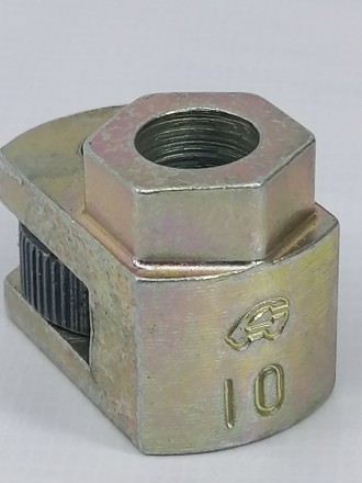 Шпильковерт эксцентрик (8-10)мм. под ключ